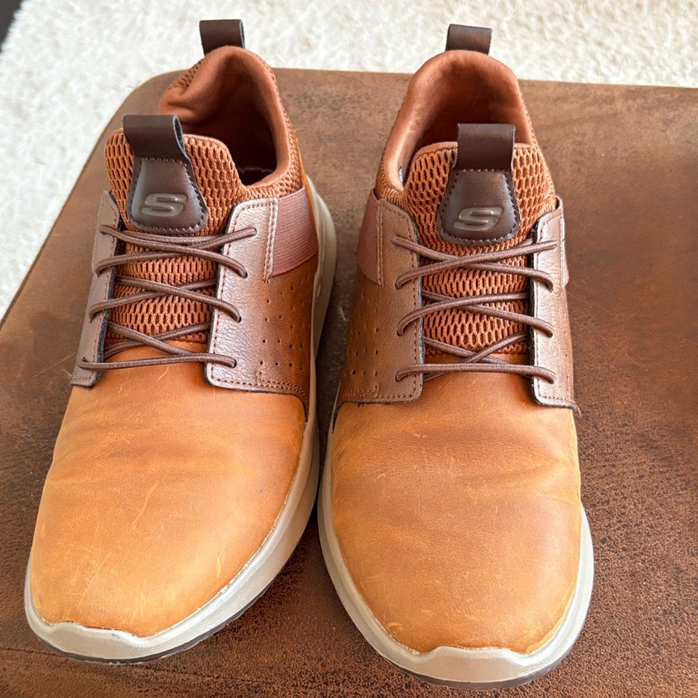 Skechers Men's Brown and Tan Sneakers